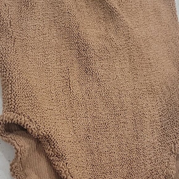 Hunza G Seersucker One Piece - Picture 9 of 10